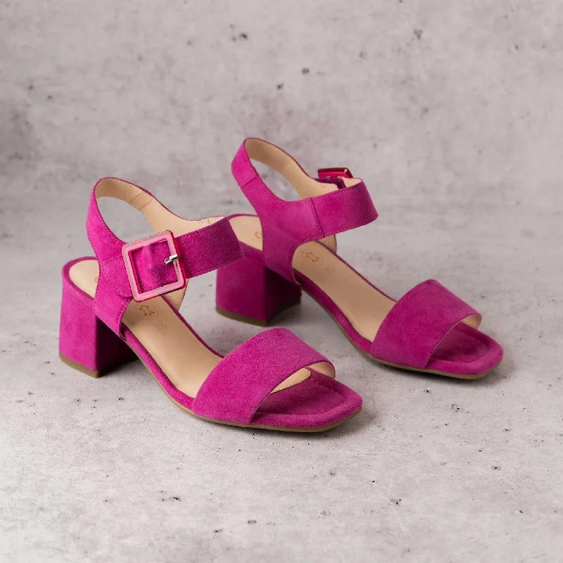 PINK KID SUEDE