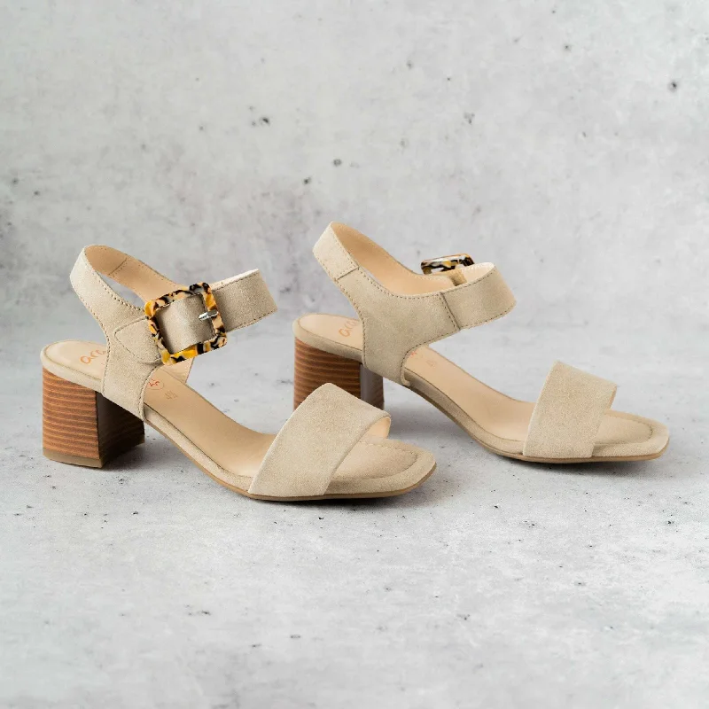 SAND KID SUEDE
