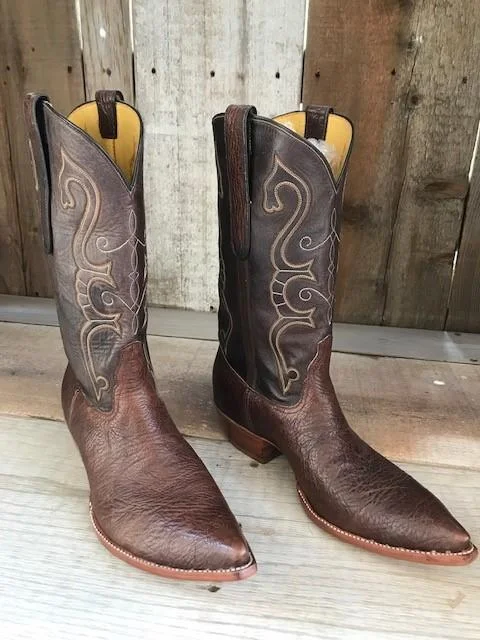 Buffalo Choco   Seamless Tres Outlaws Men's Classic Boot 4243@ Monochromatic Shoe Look  